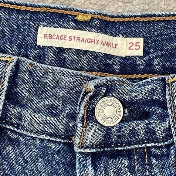 Levis Ribcage Straight Ankle Jeans Feeling Seen Medium Wash Distressed Busted 25 - Picture 11 of 15